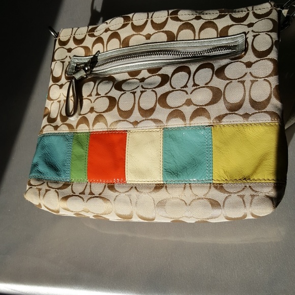 Coach Shoulder bag -LIKE NEW* - Picture 6 of 8